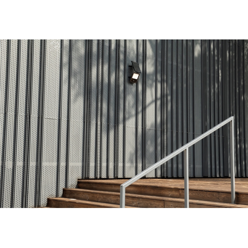 LED prigušiva reflektor sa solarnim panelom i senzorom sumraka LED/15W/15000 mAh 3,2V IP65 + daljinski upravljač