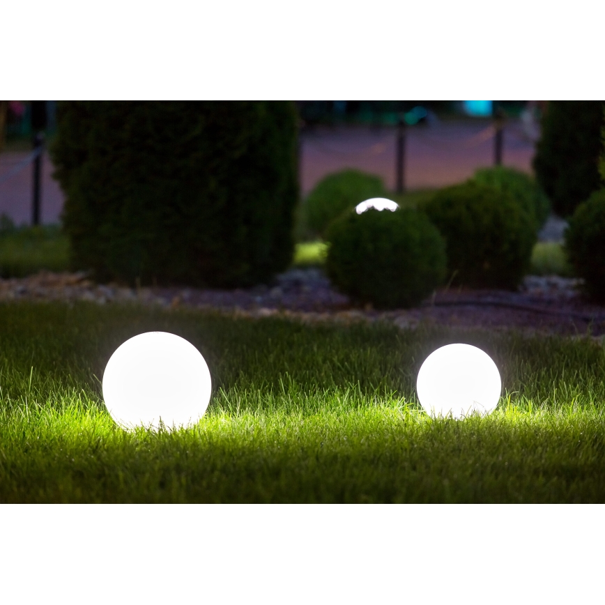 Spoljašnja lampa STONO 1xE27/15W/230V, prečnika 20 cm, IP65, bela