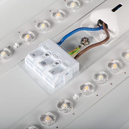 LED plafonsko svetlo LINCEA LED/15/20/24W/230V 3000/4000/6500K IK08 IP40