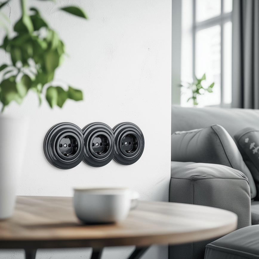 Kliklap - Trostruka retro kućna utičnica sa okvirom SCHUKO 230 V, antracit