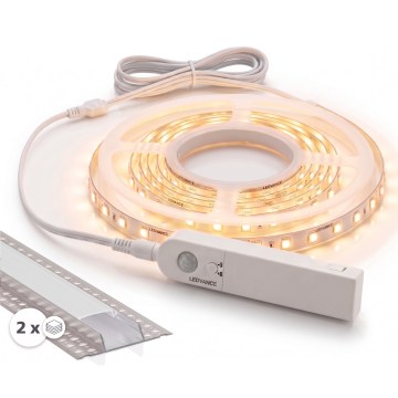Komplet 1x LED traka sa senzorom pokreta FLEX LED/3,6W/4xAA 2 m + 2x ugradni profil 1 m srebrna/bela
