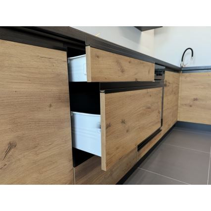 Kuhinjski blok MARINA 240 cm hrast craft/sjajna crna