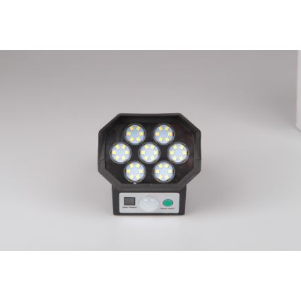 LED maketa sigurnosne kamere sa senzorom i solarnim panelom LED/5W/5,5V 800 mAh IP65 + daljinski upravljač