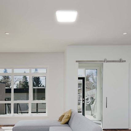 LED plafonsko svetlo za kupatilo LED/24W/230V 3000K IP44 29,5x29,5 cm bela