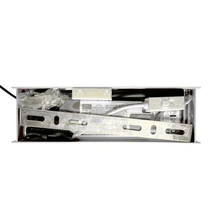 LED luster na sajli LINEA LED/36W/230V 3000/4000/5700K CRI 90 bela