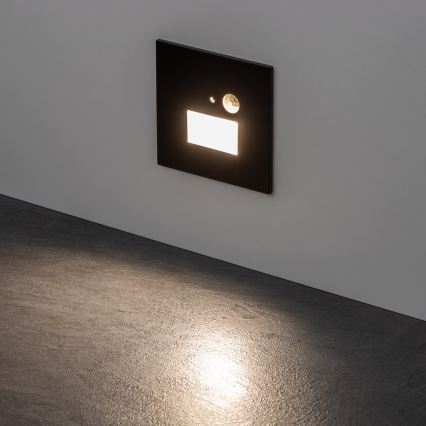 LED stepenišno svetlo sa senzorom pokreta i sumraka LED/1,5W/230V 3000/4000/6000K crna