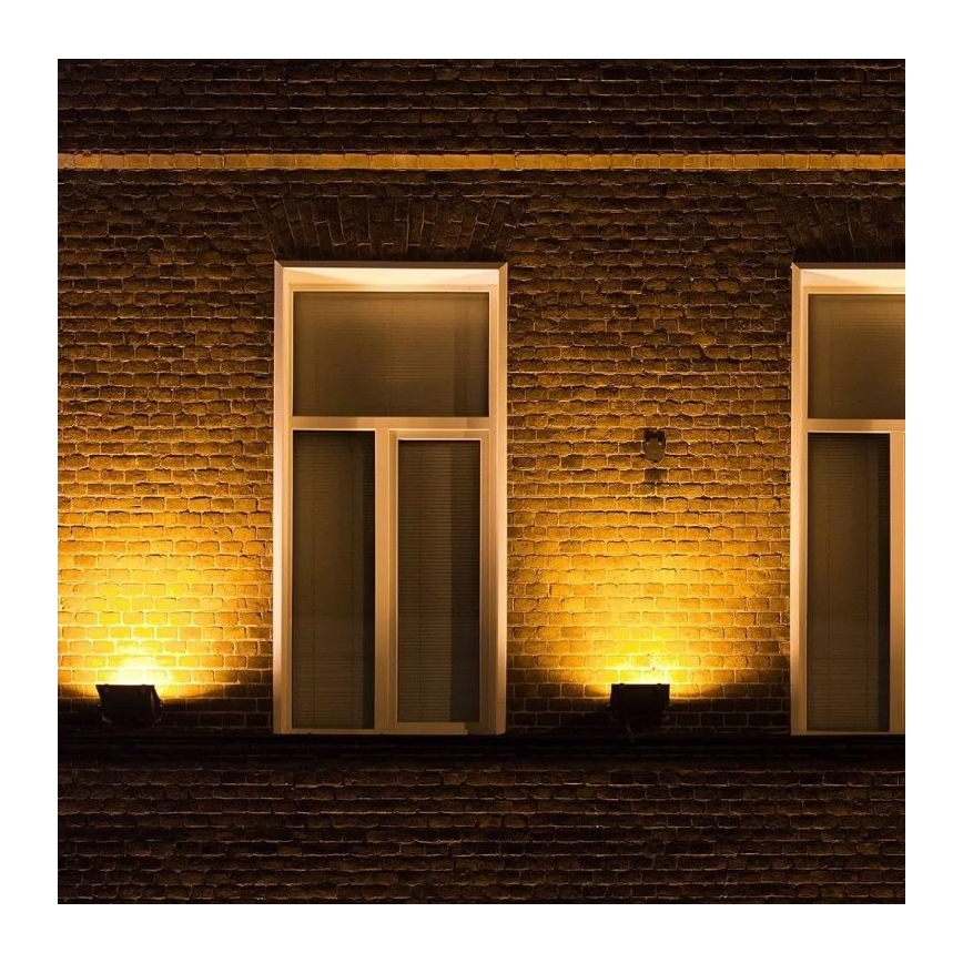 LED pametni prigušiva RGB reflektor LED/20W/230V IP65 bela