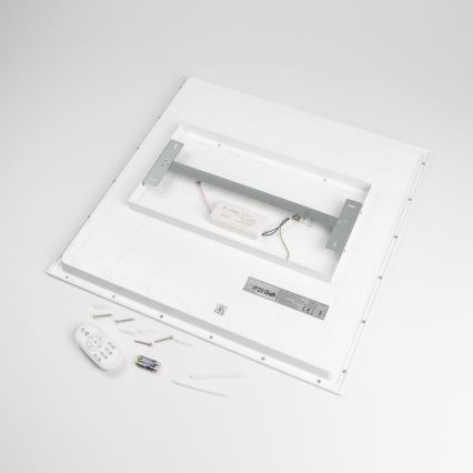 LED prigušiva stropna svetiljka LED/35W/230V 2700-6500K 62x62 cm bela + daljinski upravljač