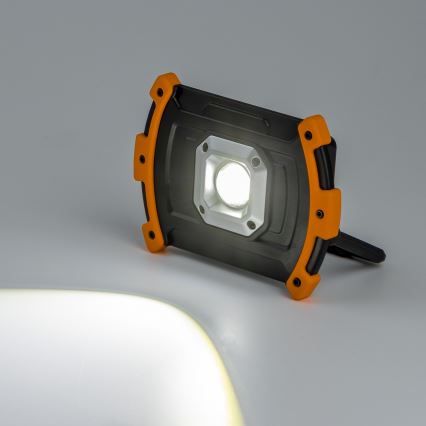 LED prigušiva punjiv reflektor LED/10W/5V USB 6500K IP44