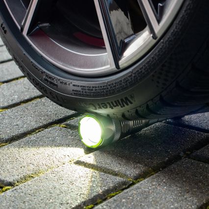 LED prigušiva punjiva baterijska lampa sa funkcijom powerbanke LED/30W/5V IPX7 3000 lm 4000 mAh