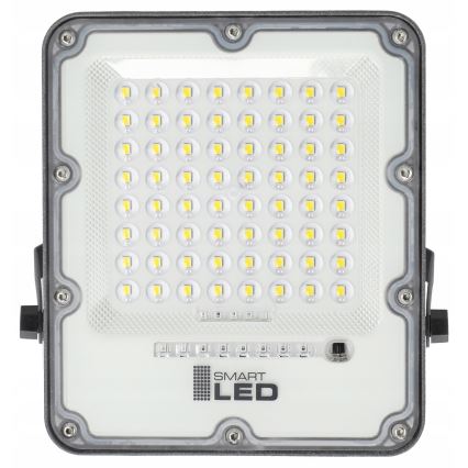 LED prigušiva solarni reflektor LED/50W/3,2V 5000K 6000 mAh IP65 crna + daljinski upravljač