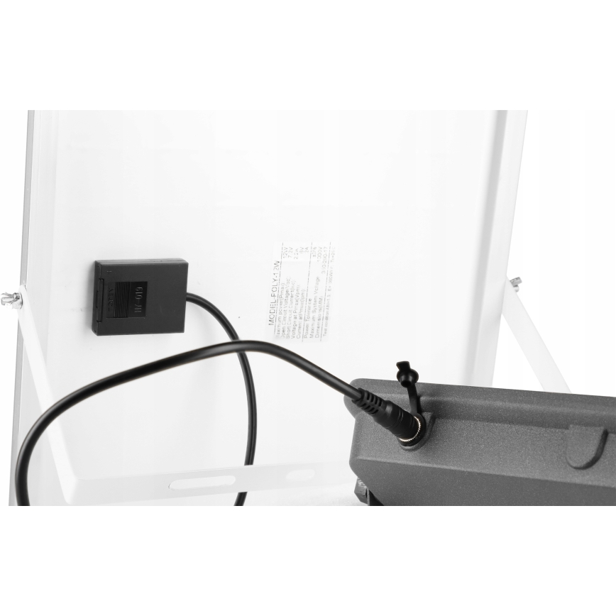LED prigušiva solarni reflektor LED/50W/3,2V 5000K 6000 mAh IP65 crna + daljinski upravljač