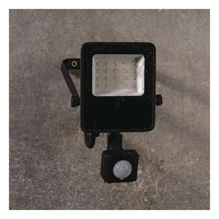 LED reflektor sa senzorom VISIO LED/10W/230V 4000K IP65