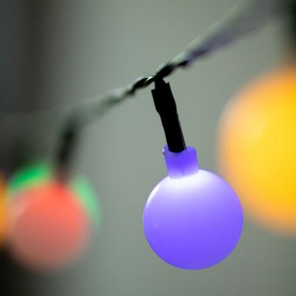 LED RGB solarni lanac PARTY 30xLED/1,2V 400 mAh 3,9 m IP44