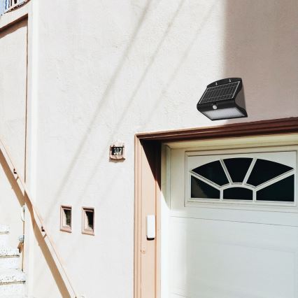 LED solarno svetlo sa senzorom pokreta i sumraka LED/6,8W/4000 mAh 3,7V IP65