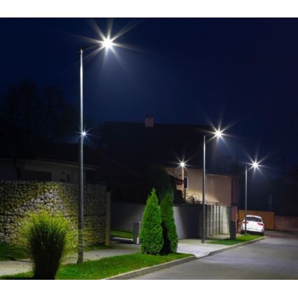 LED solarna ulična lampa sa senzorom STREET LED/15W/7,4V 4000K IP65 5400 mAh