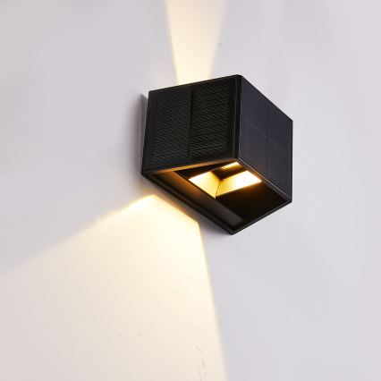 LED solarna zidna svetiljka WINGS LED/2W/1200 mAh 3,7V 3000K IP54 crna