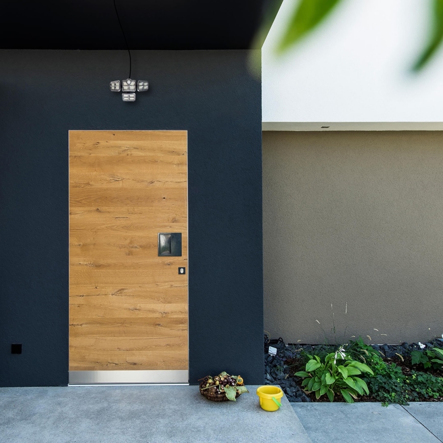 LED solarni reflektor sa senzorom pokreta i sumraka, LED/30W/3,7V, 2400 mAh, IP47 + daljinski upravljač