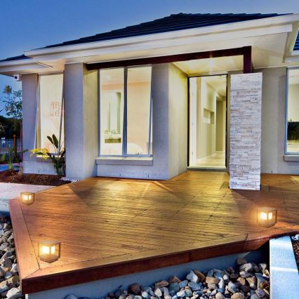 LED solarno svetlo sa senzorom LED/2W/5,5V 3000K IP65 2600 mAh crno