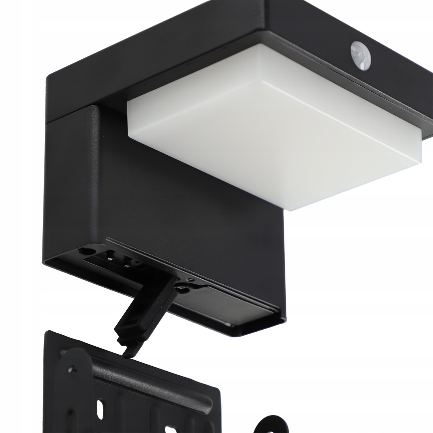 LED Solarno zidno svetlo sa senzorom LED/5W/3,7V 2000 mAh IP44 crna