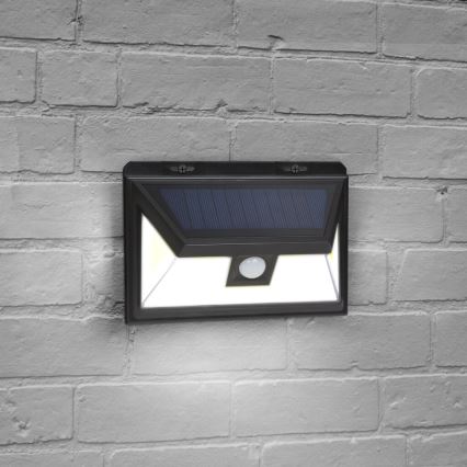 Solarno zidno LED svetlo sa senzorom 5W/5,5V IP65 1200 mAh