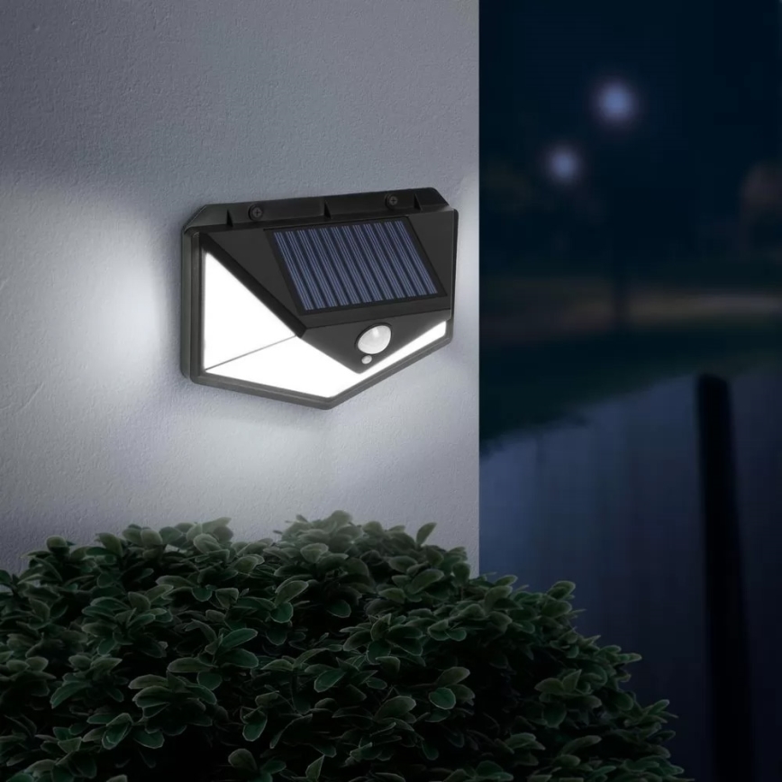 LED solarno zidno svetlo sa senzorom LED/5W/5,5V IP65 1200 mAh