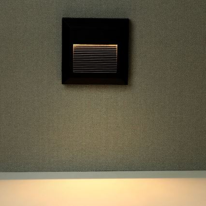 LED spoljašnje svetlo za stepenište LED/2W/230V IP65 4000K crno