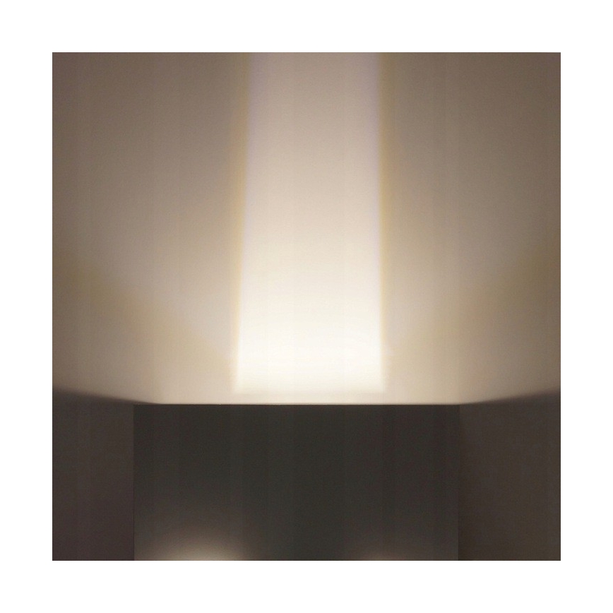 LED Spoljašnje zidno svetlo LED/12W/230V IP54 belo