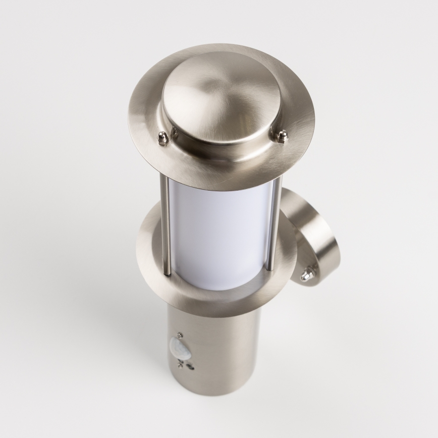 LED spoljašnje zidno svetlo sa senzorom pokreta 1xE27/4,9W/230V IP44 mat hrom
