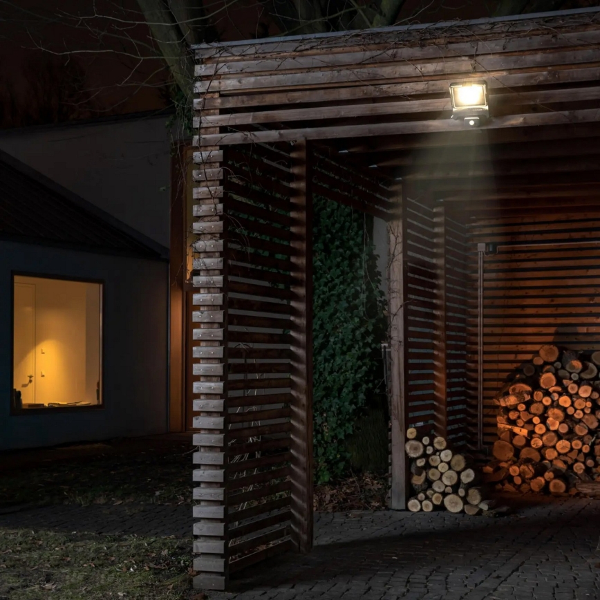 LED spoljašnji reflektor LED/200W/230V 4500K IP65 crna