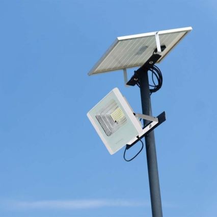 LED spoljašnji solarni reflektor LED/12W/3,2V IP65 6400K 20000 mAh + daljinski upravljač