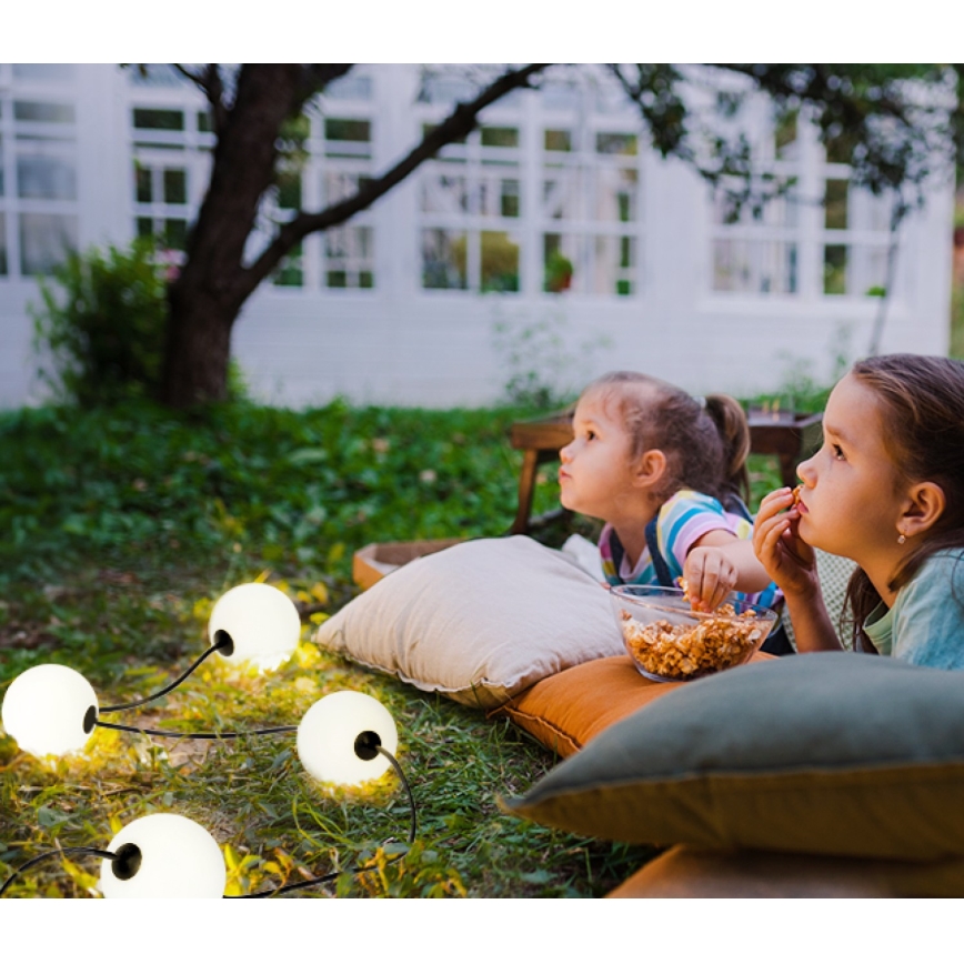 LED spoljašnji dekorativni niz 10xLED/0,8W/230V IP67 2500K 7,7 m