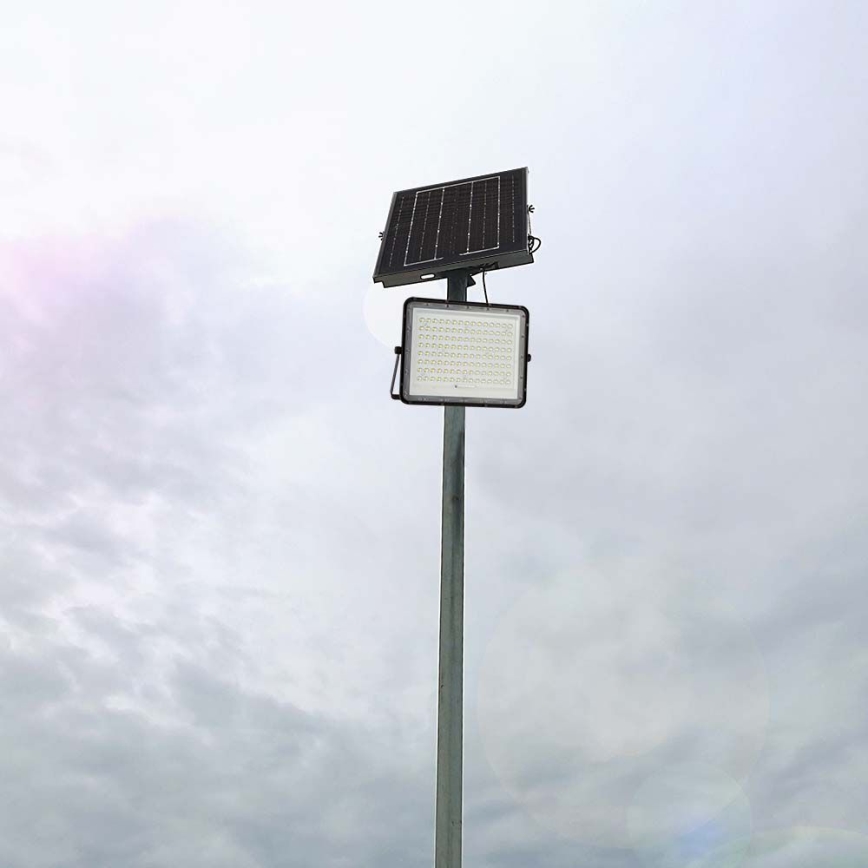 LED spoljni solarni reflektor LED/20W/3,2V 6400K, crni, IP65, 16000 mAh + daljinski upravljač