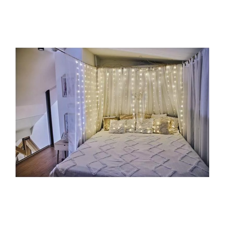 LED spoljni svetleći lanac 300xLED/8 funkcija, 5,9 m, IP44, topla bela