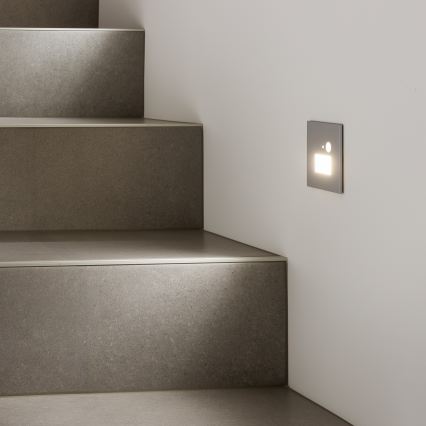 LED svetlo za stepenište sa senzorom pokreta i sumraka LED/1,5W/230V 3000/4000/6000K sivo
