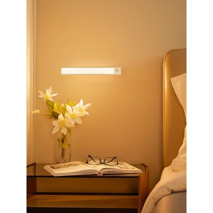 LED svetlo za montažu ispod ormara CABINET-4 sa PIR senzorom LED/1,5W/230V 1100mAh 4000K