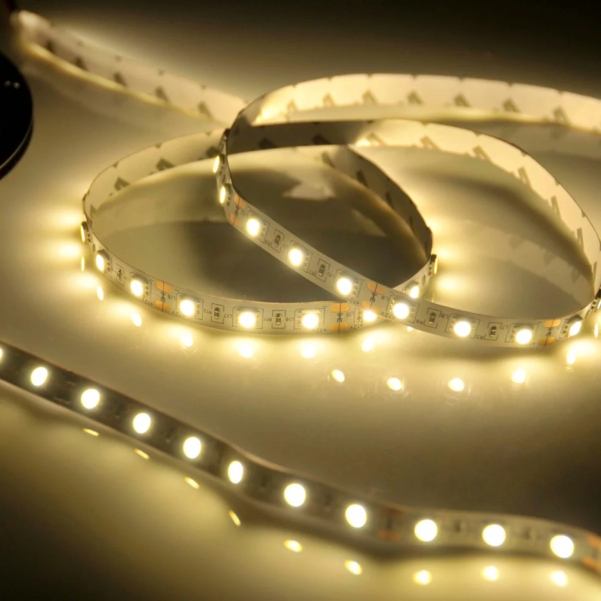 LED traka 5m 28W/12V IP20 3000K