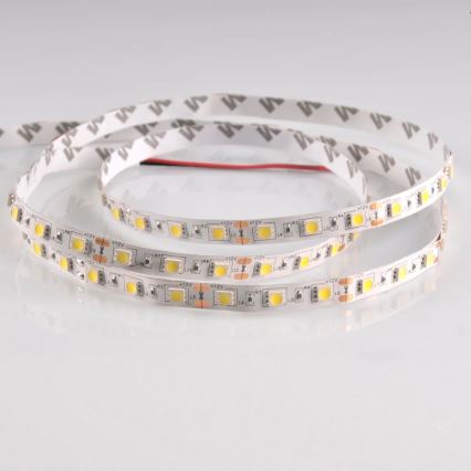 LED traka 5m LED/10W/12V IP20 bela