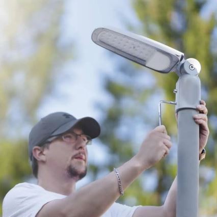 LED ulična lampa SOLIS LED/30W/230V 3000K IP65