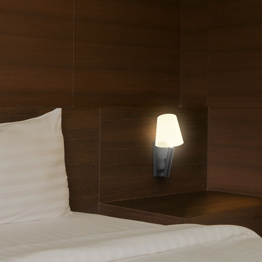 LED zidna lampa sa USB priključkom LED/2W/230V 3000K crna/bela