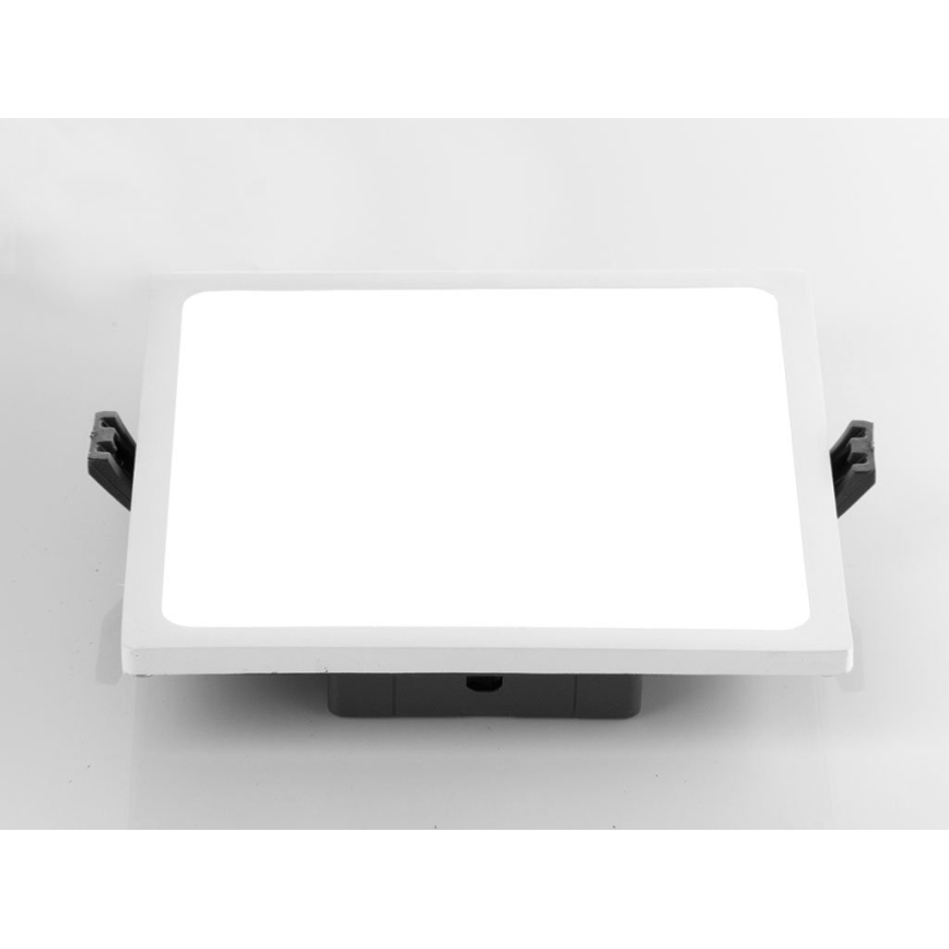 LED2 - SLIM ugradno LED svetlo za kupatilo, 10W/230V, IP43, CRI 90