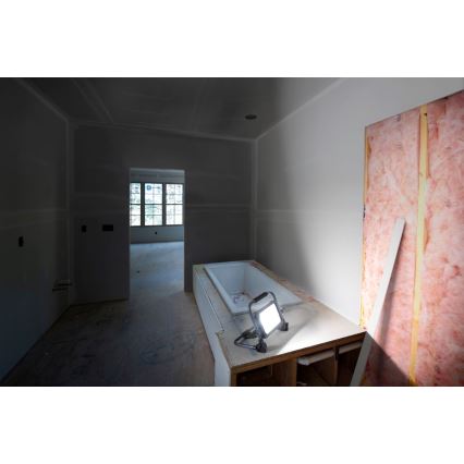 Ledvance - LED prigušiva spoljni punjivi reflektor WORKLIGHT BATTERY LED/20W/5V 2200 mAh IP54