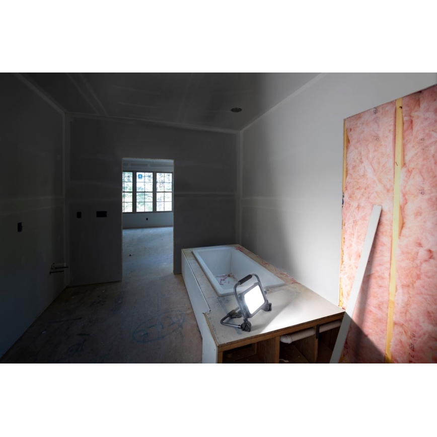 Ledvance - LED prigušiva spoljni punjivi reflektor WORKLIGHT BATTERY LED/20W/5V 2200 mAh IP54