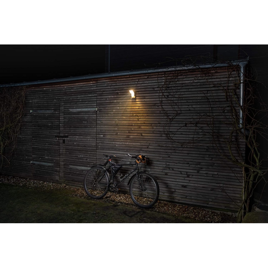 Ledvance - LED spoljašnje zidno svetlo sa senzorom SPOT LED/8W/230V IP55 belo