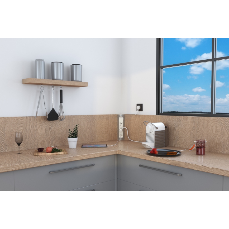 Legrand 049406 - Produžni kabl 3 utičnice Tip E + USB-A + USB-C 1 m srebrna/bela