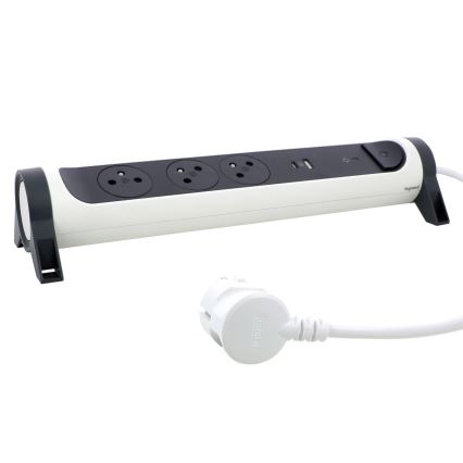 Legrand 049416 - Produžni kabl sa prekidačem, 3 utičnice Tip E + USB-A + USB-C 1,5m
