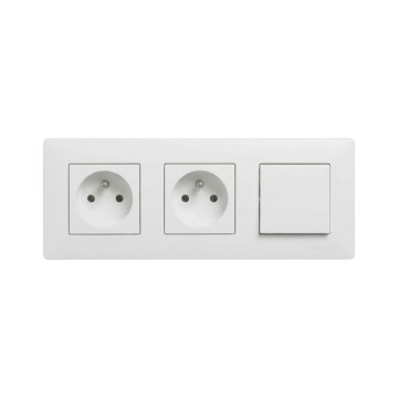 Legrand - Dupla kućna utičnica i jednopolni prekidač br. 1 sa okvirom NILOE STEP 250V bela