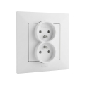 Legrand - Dvostruka kućna utičnica sa okvirom NILOE STEP 250V bela