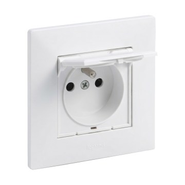 Legrand - Spoljna kućna utičnica sa okvirom NILOE STEP 250V IP44 bela