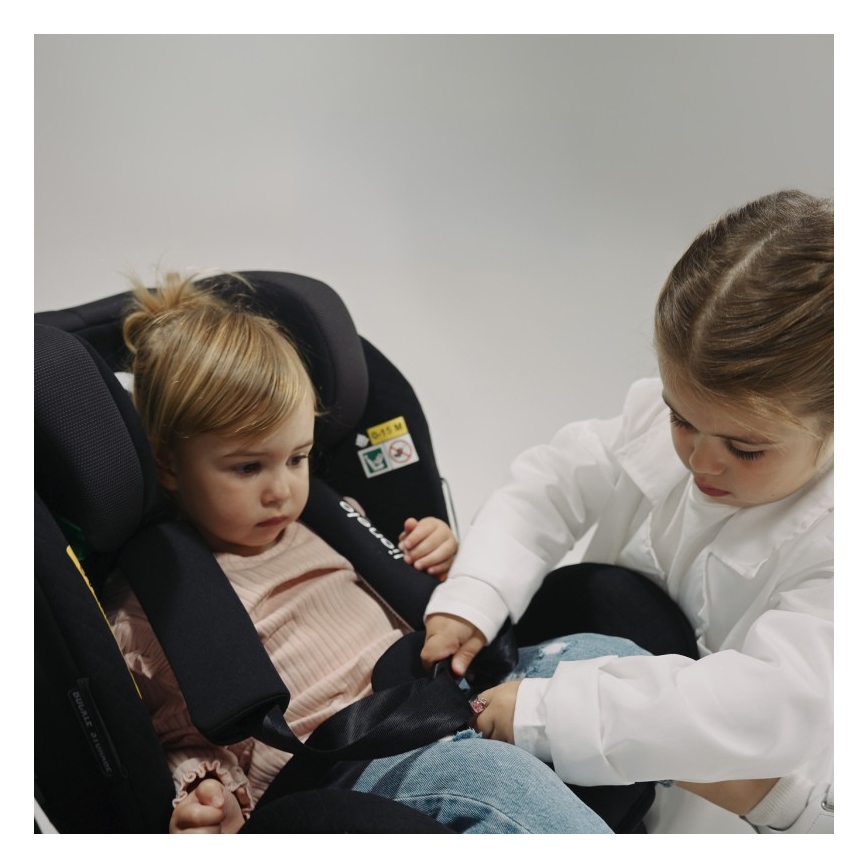 Lionelo - Rotirajuće autosedište sa bazom ANTOON PLUS i-Size 40-105 cm Crni Oniks